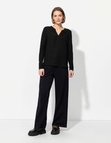 Palaidinė-marškiniai - V formos iškirptė - juodas