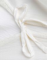 Pluus - V-kaelus - valge