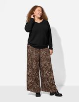 Džemper - V-izrez - crno