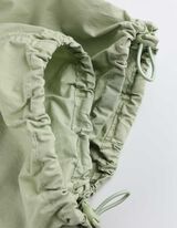 Pantaloni capri - verde chiaro