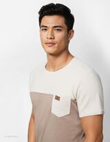 Tričko - N&aacute;prsn&eacute; vrecko - svetlohnedy