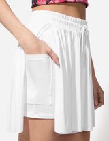 P&uuml;ksseelik - hingav - valge