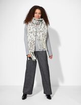 Šála - Levhartí vzor - bílá