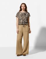 T-shirt - Fantasia floreale - beige