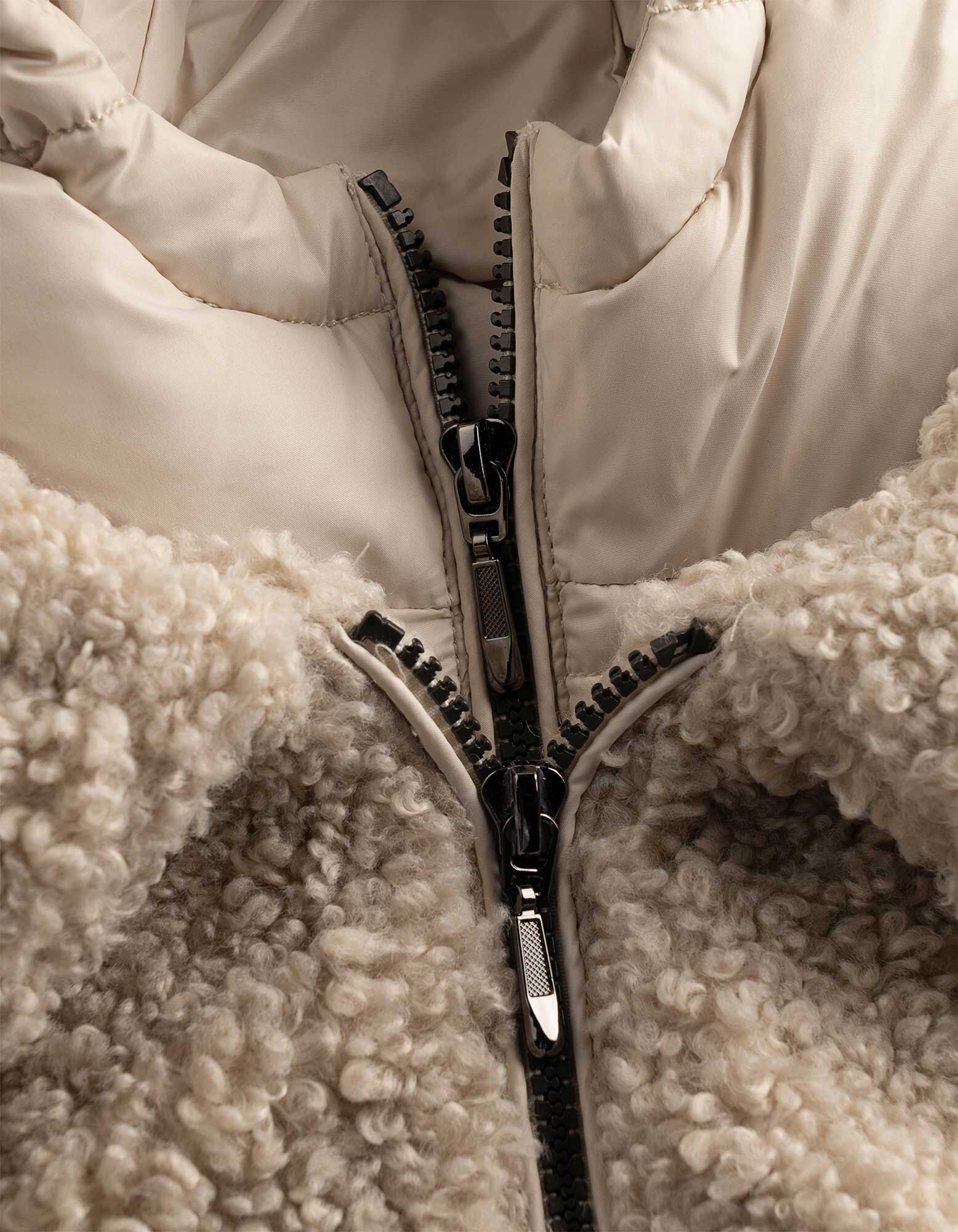 Jacke - Abnehmbare Kapuze - Beige