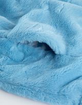 kab&aacute;t - Műszőrme - k&eacute;k