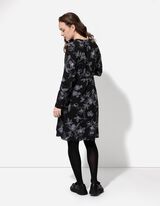 Umstandskleid - Tunnelzug am Saum - schwarz