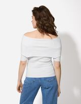 Pletená košile - Výstřih ve stylu Carmen - bílá