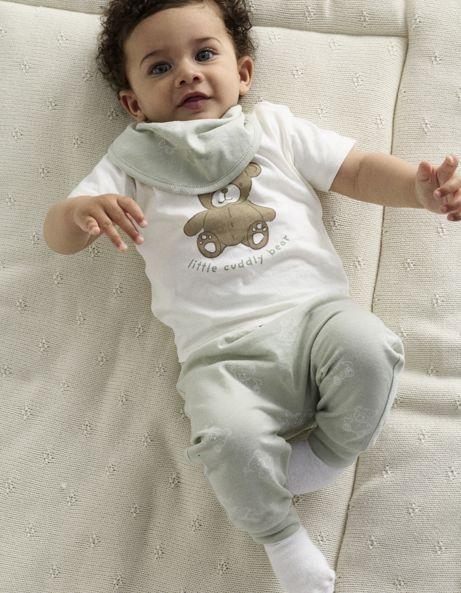 Set aus T-Shirt und Hose - 3er-Pack - Hellgr&uuml;n