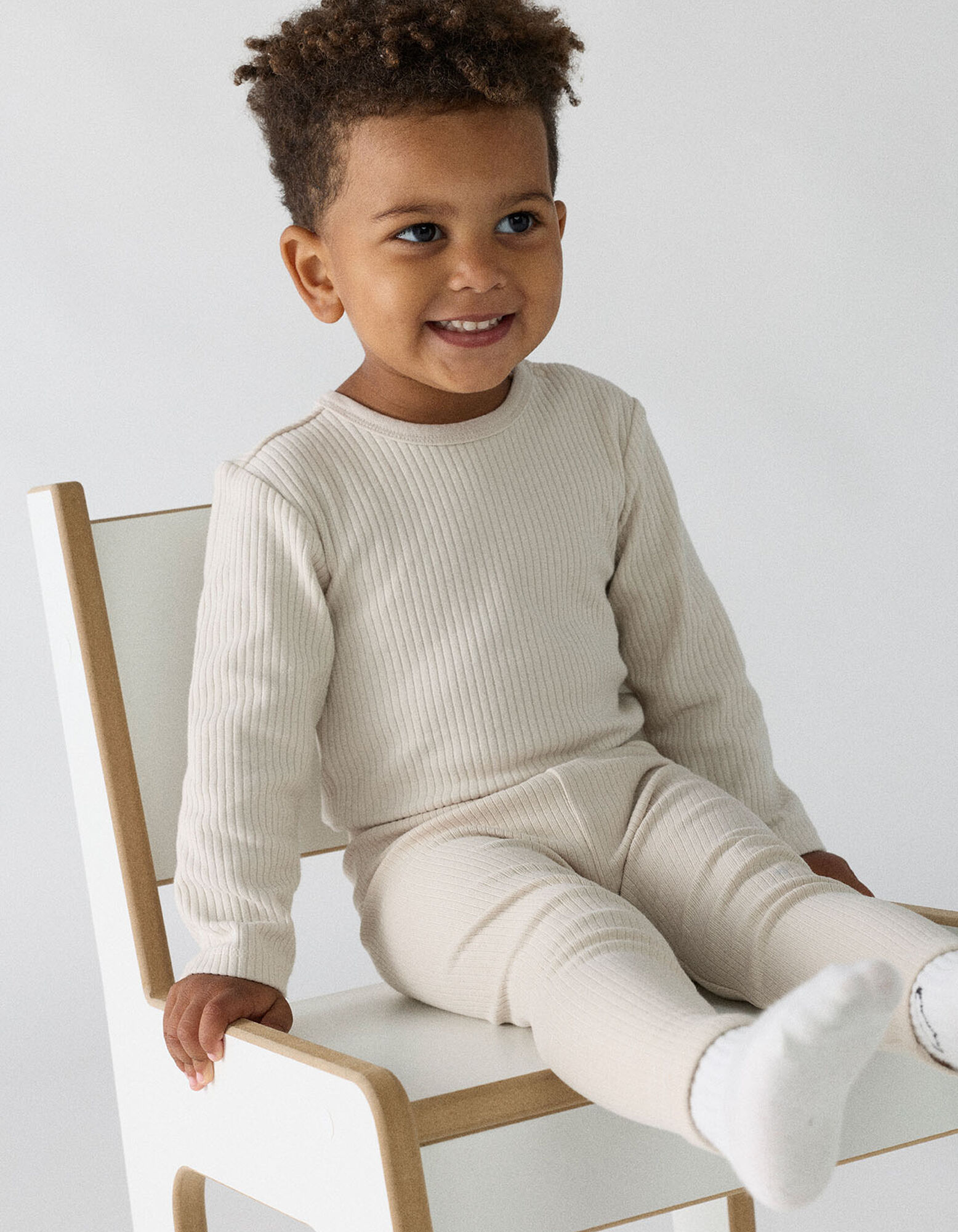 Tričko s dlouh&yacute;m ruk&aacute;vem - Žebrov&aacute;n&iacute;
