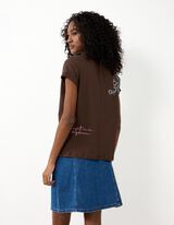 T-Shirt - Stickerei - Braun