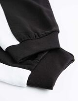 Szabadidőnadrág - Derekán húzózsinórral - fekete