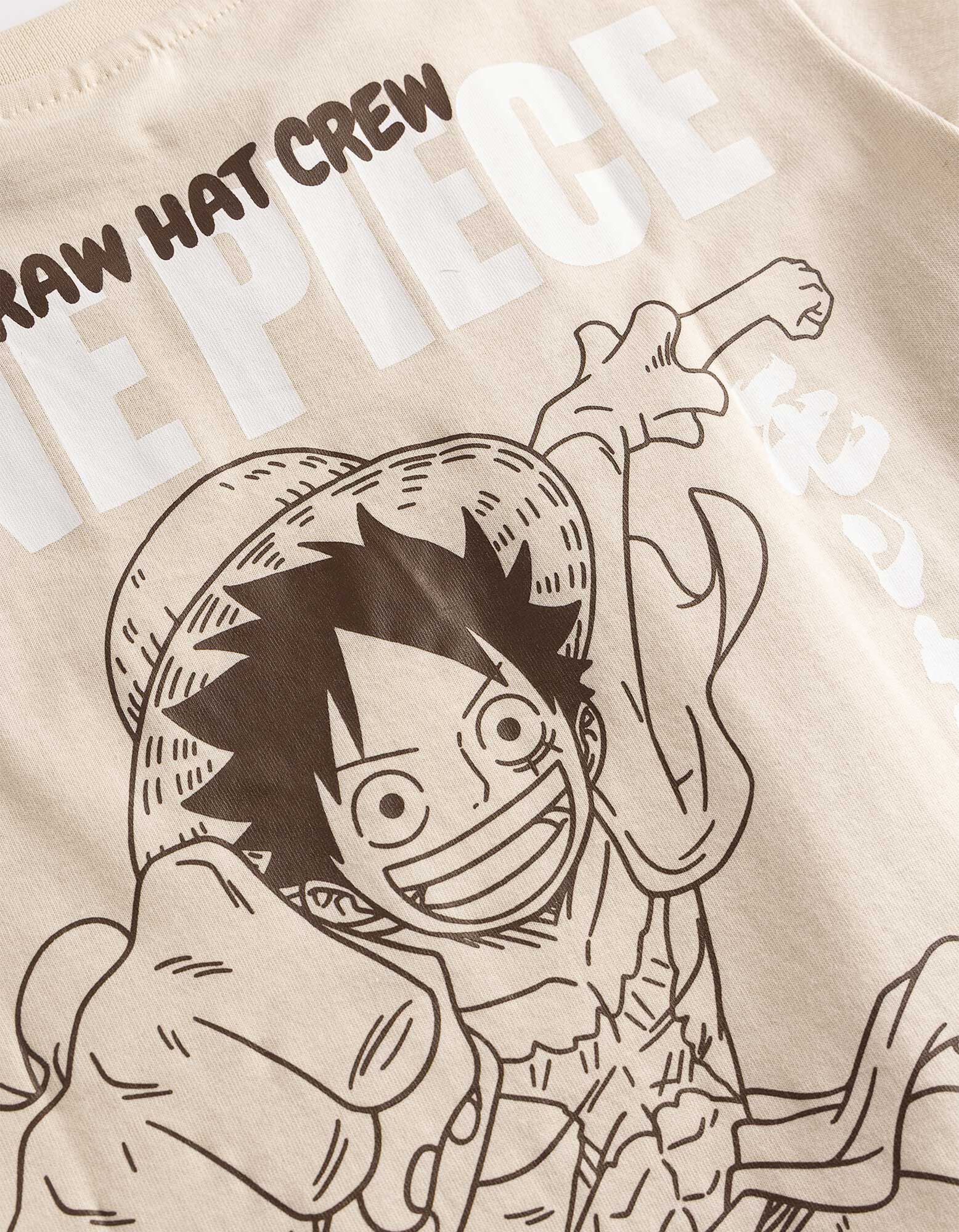 T-shirt - One Piece - beige