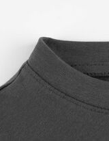 T-s&auml;rk - tr&uuml;kis - tumehall