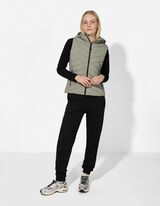 Dygsniuota liemenė - Dygsniai - tamsiai zalias