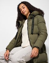 Prošívaný kabát - Nastavitelný spodní okraj - tmave zelena