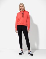 Pulover s kapuco - Mehko na otip - svetlo rdeca