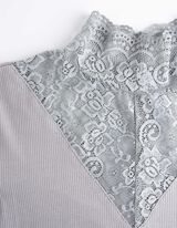 Marškinėliai ilgomis rankovėmis - Nėrinių apvadas - pilkas