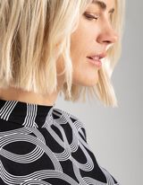 Pikkade varrukatega s&auml;rk - LENZING&trade; ECOVERO&trade; - must