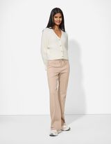 Kardig&aacute;n - K&ouml;t&ouml;tt ruha - feher