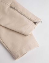 Motorosdzseki - Bőrhatású - bezs