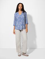 Bluse - Allover-Muster - hellblau