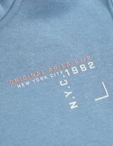 bluza z kapturem - nadrukowany przekaz - jasny niebieski