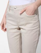 Kapri hlače - Twill - belo