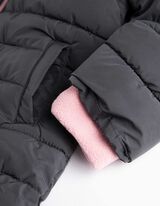 Dygsniuota striukė - Atstumia vandenį - tamsiai pilkas