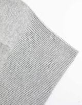 Pul&oacute;ver - Viszk&oacute;zkever&eacute;k - sz&uuml;rke