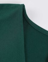 T-s&auml;rk - V-kaelus - tumeroheline