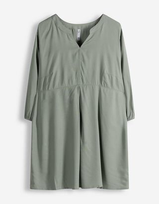 V v&yacute;střih - zelena