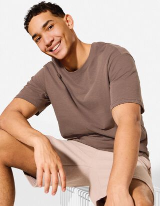 T-shirt - Oversized fit - Donkerbruin