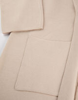 Pikk kardigan - peale&otilde;mmeldud taskud - valge