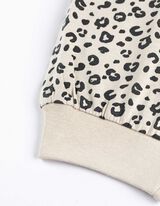 Pyjama Set aus Sweatshirt und Hose - Leopardenmuster - weiß