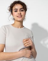 T-s&auml;rk - soonikuline struktuur - valge