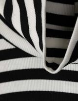 Tričko s dlouhým rukávem - Rolákový límec - bílá