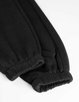 Donji deo trenerke - Opuštena varijanta - crno