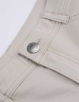 Kapri pantalone - jednobojna - bela