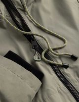 Outdoorjacke - Kapuze - dunkelgr&uuml;n