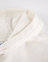 Kapuutsiga dressipluus - lisatud tikand - valge