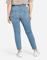 Jeans - Girlfriend Fit