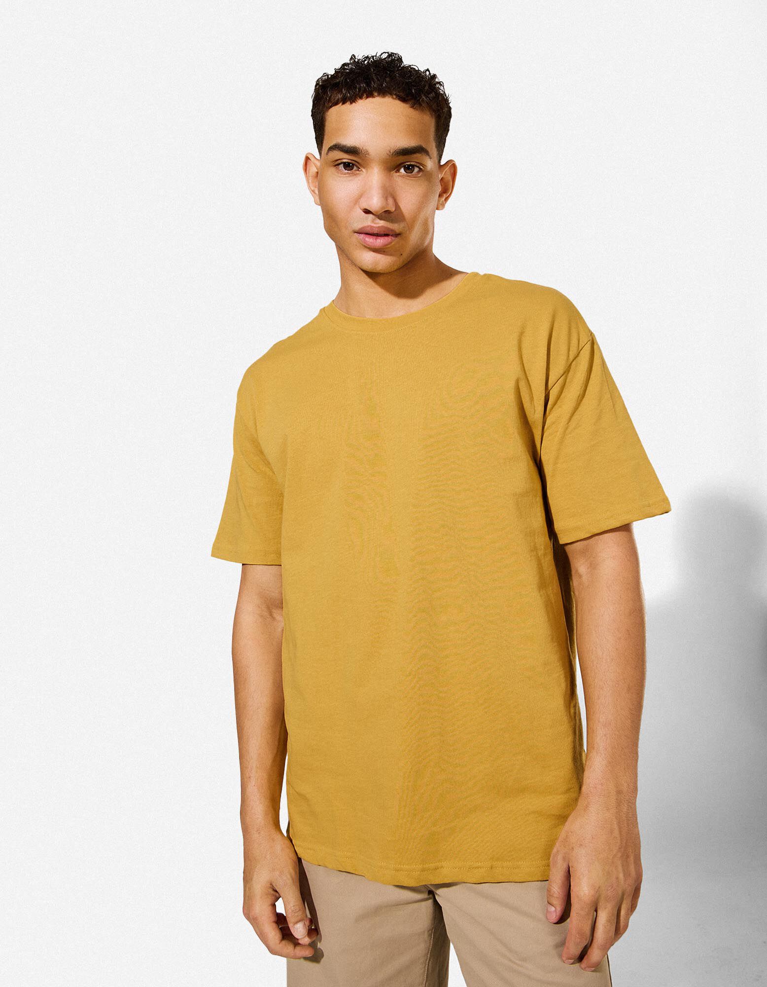 T-Shirt - Oversized Fit - Gelb