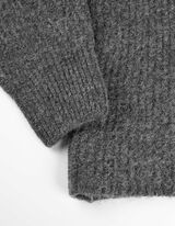 Kampsun - l&uuml;hendatud - tumehall