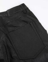 Traperice - Izgled kože - crna