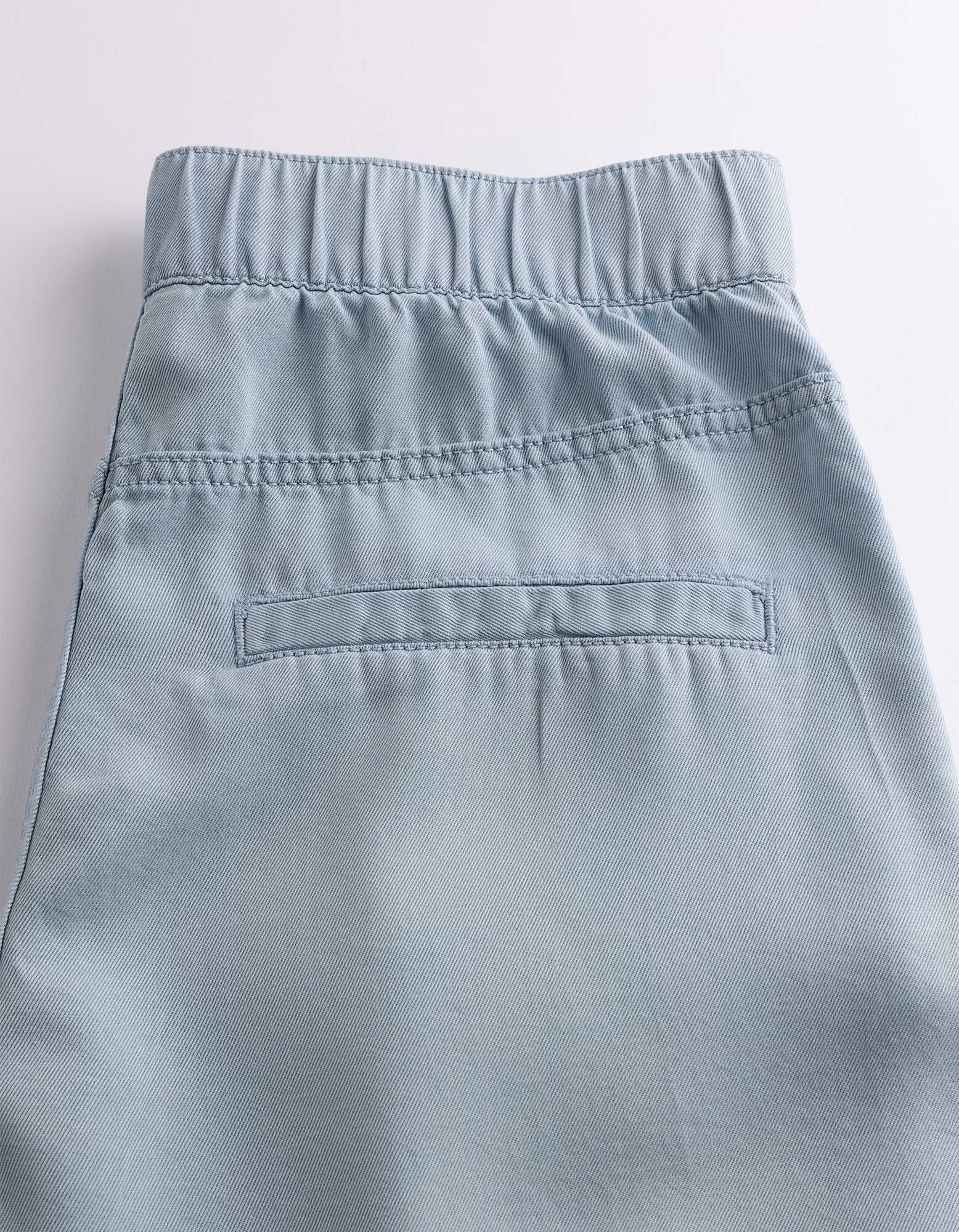 Wide Fit - Hellblau