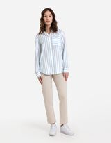 bluzka - kieszeń na piersi - jasny niebieski