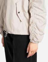 Jakk - Pingutusn&ouml;&ouml;riga serv - beezh