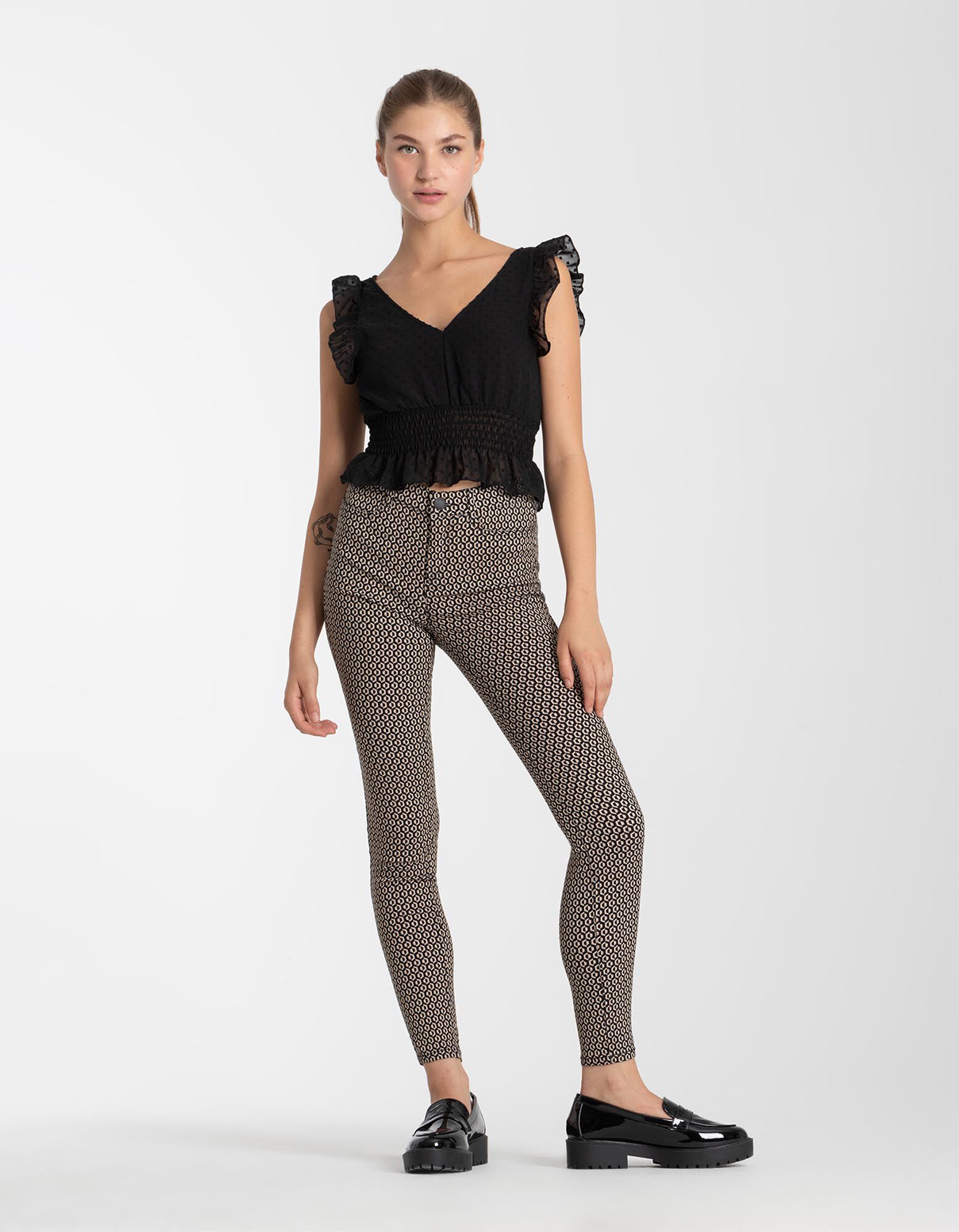 Bluză - M&acirc;neci cu volane