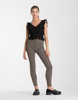 Bluză - M&acirc;neci cu volane